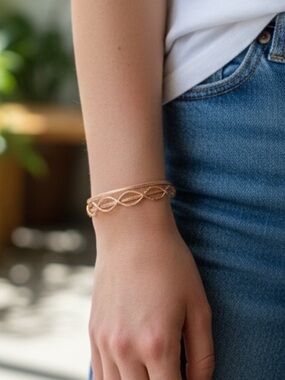 Delicate Rose Gold Wave-Link Bracelet
